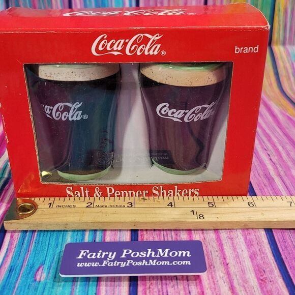 Vintage Coca-Cola Salt and Pepper Shakers From 1999 - NIB - Picture 7 of 10